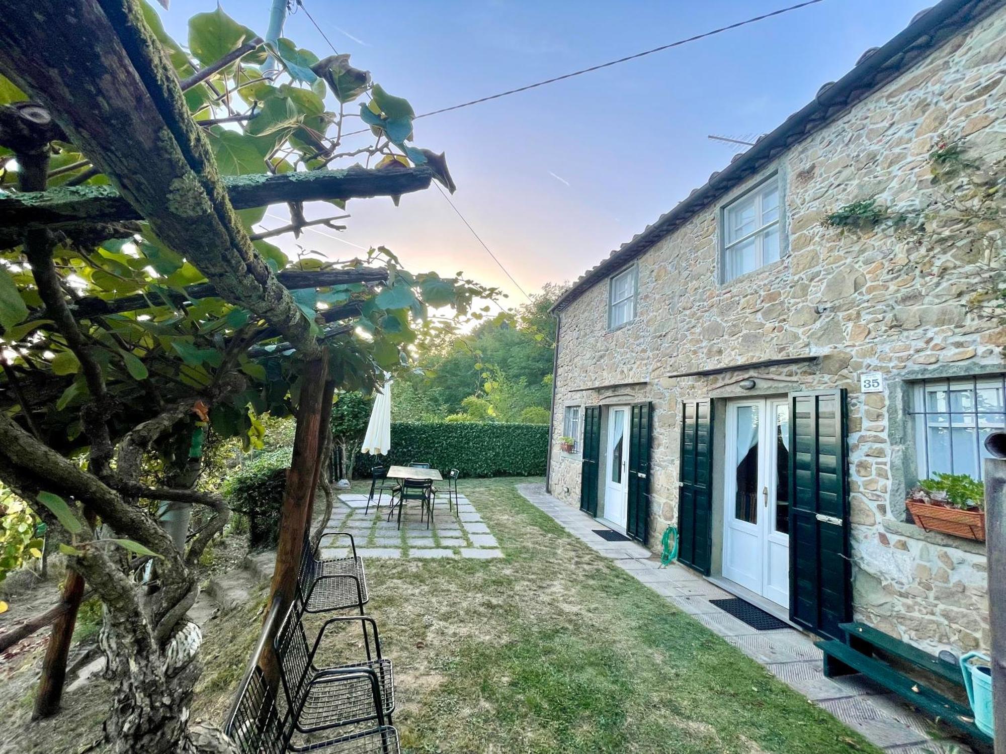 La Casa In Valli 35 Bagni di Lucca Luaran gambar
